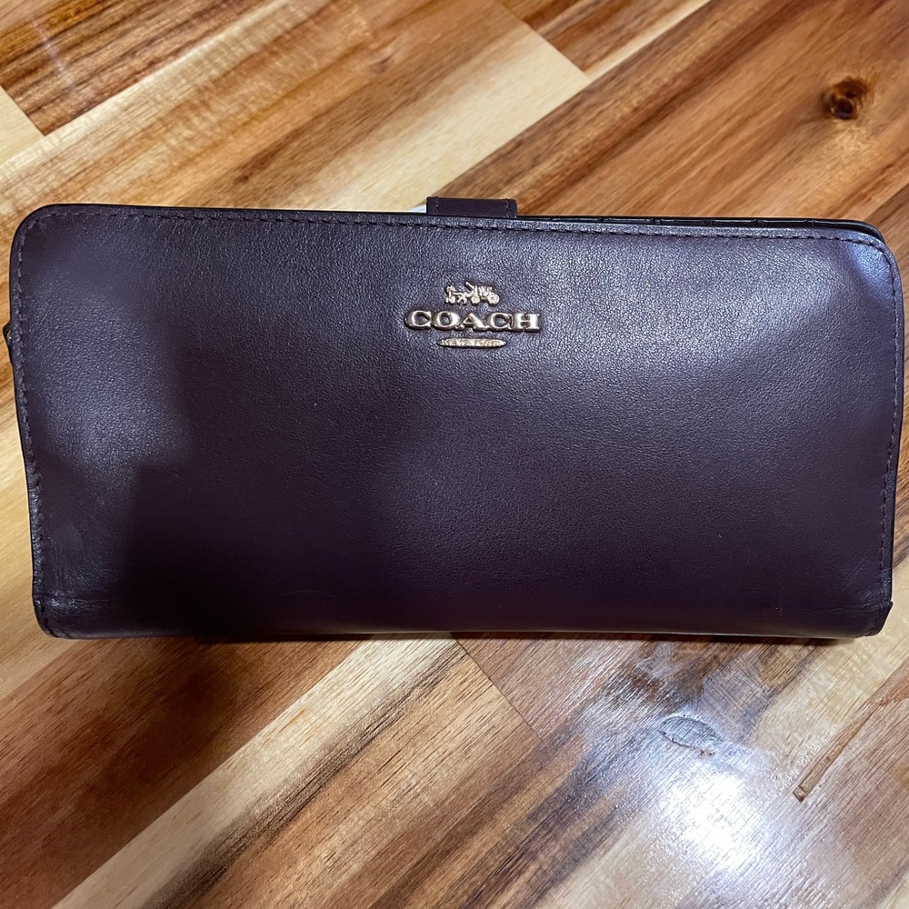 Coach wallet in Cognac